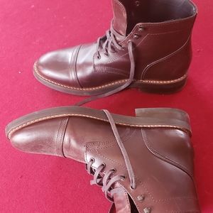 Men's leather boots